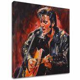 Moderan slika na platnu s motivom Elvis Presley - Ikona na pódiu, gitara, mikrofon u crno-crvenih nijansama, strastvena atmosfera | Slika Elvis Presley - Ikona na pódiu – glavna