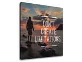 U boho stilu slika na platnu s motivom Don´t create limitations, okean, zalazak sunca, more i plaža, motivacioni citat u belih nijansama, pogodan za kancelarije – proizvod
