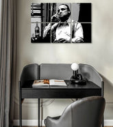 Pop art slika na platnu s motivom The Godfather - Vito Corleone s flašom škótskej, cigara, flaša u belo-crnih nijansama, melanholična atmosfera – glavna