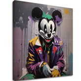 U boho stilu slika na platnu s motivom Ochranca Mickey Mouse, dečji motiv u ljubičasto-sivih nijansama, drska atmosfera, nostalgija, pogodan za dnevnog boravka – glavna