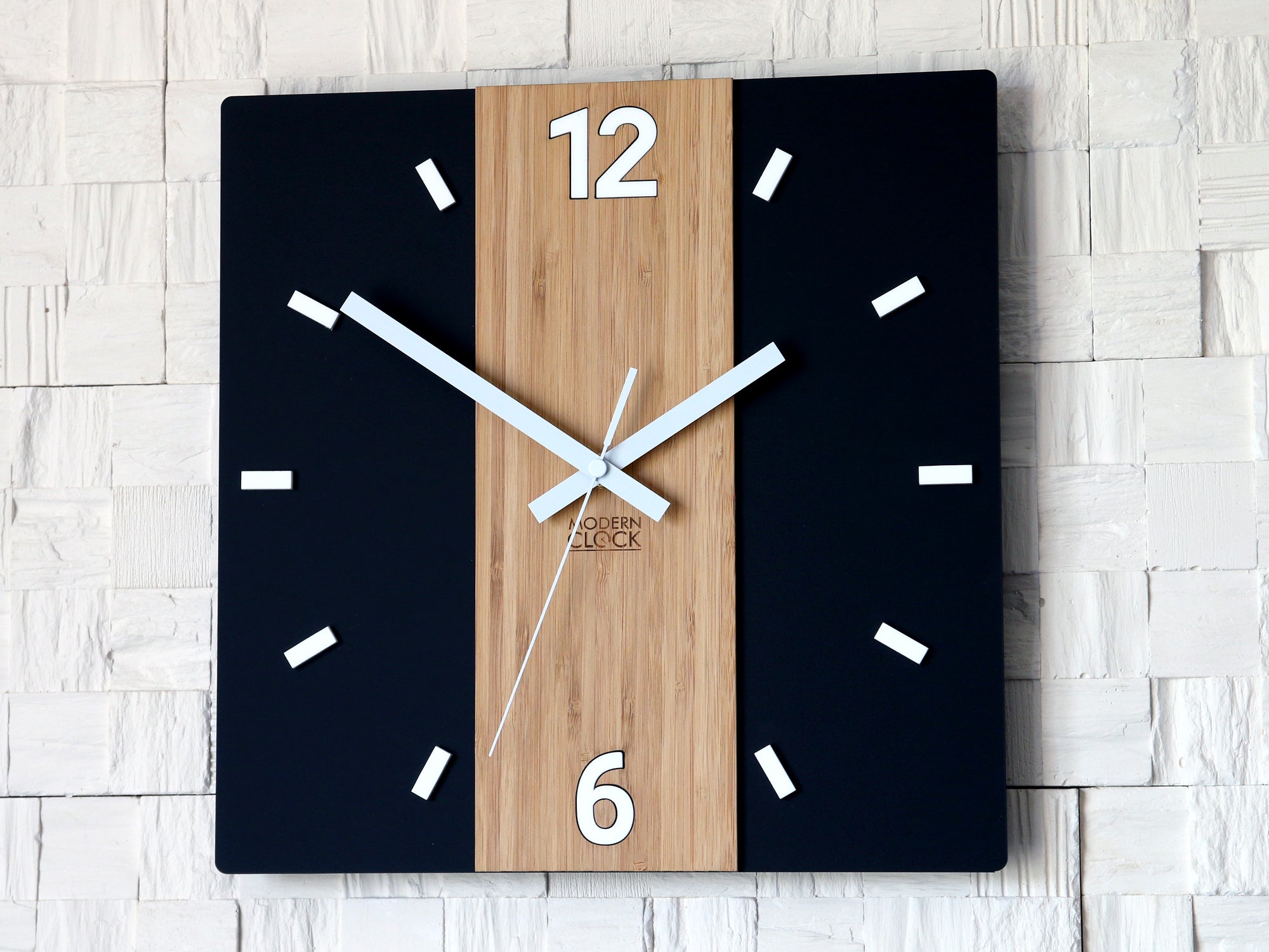 Moderni zidni sat PRIMO Skuare