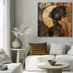 Elegantna slika žene Moon Reflection