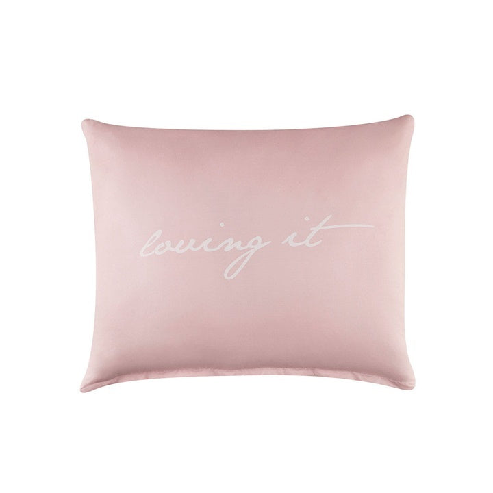 Jastučnica LOVING IT 56x60 cm – white/pink – fotografija proizvoda.