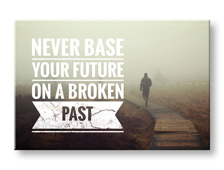 Moderan slika na platnu s motivom Never base your future, motivacioni citat u belih nijansama, kontemplativna atmosfera, samoća, pogodan za kancelarije – glavna