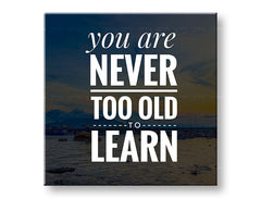 Moderan slika na platnu s motivom You are never too old, okean, planine, nebo, plaža u belih nijansama, priroda i mudrost, pogodan za kancelarije – glavna