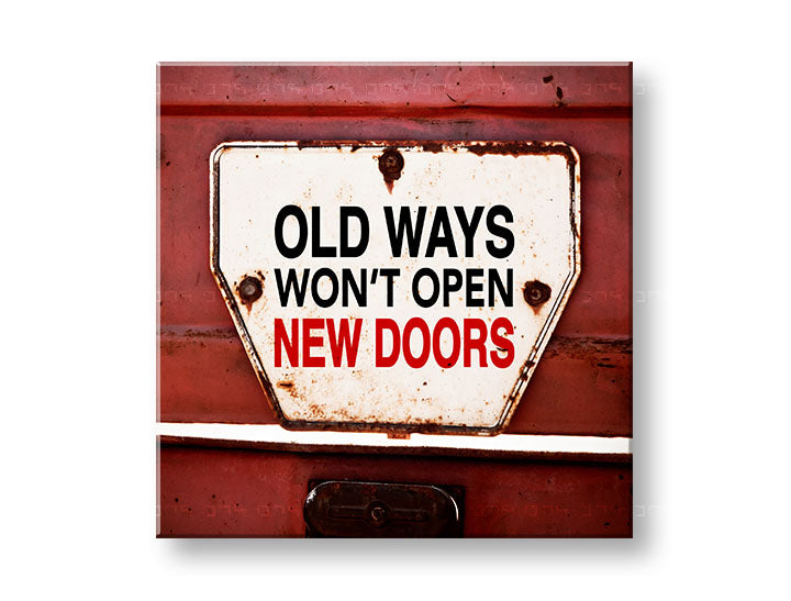 Vintage slika na platnu s motivom Old ways, motivacioni citat u belo-crvenih nijansama, pogodan za kancelarije | Motivacioni slika za zid Old ways_002 – glavna