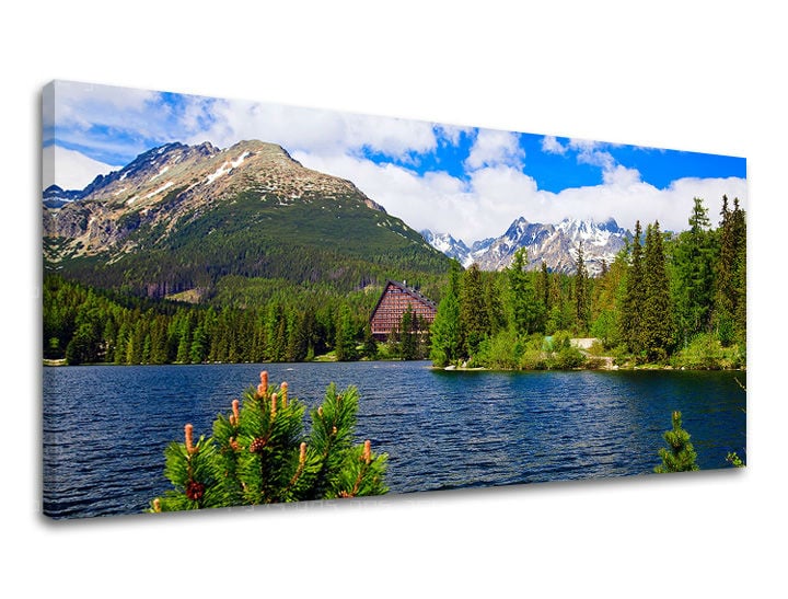 Industrijski slika na platnu s motivom PANORAMA SLOVAČKA, planine, jezero, šuma, arhitektura u plavo-zelenih nijansama, mirna atmosfera, pogodan za kancelarije – glavna