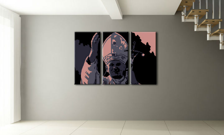 Pop art slika na platnu s motivom JÁN PAVOL II., religiozni motiv u ružičasto-sivih nijansama okačena u enterijeru dnevnog boravka, svečana atmosfera – enterijer
