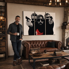 Ručno oslikana POP art slika Sveti Bondok, 3 komada kašike – слика у модерном мушком ентеријеру, lifestyle визуелизација. Доминантне боје: црна, бела, црвена.