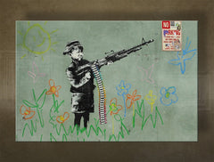 U boho stilu slika na platnu s motivom Street ART – Banksy, dete, grafiti, cveće, sunce u ljubičasto-plavih nijansama, detinjstvo, višedelna izvedba – glavna