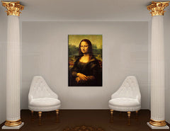Pop art slika na platnu s motivom MONA LISA – Leonardo Da Vinci, pejzaž, gradski motiv, priroda u belo-zlatnih nijansama okačena u enterijeru radne sobe – enterijer