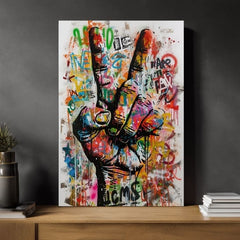 Moderan slika na platnu s motivom Peace Hand u belo-crnih nijansama, energična atmosfera, sloboda | Slika Peace Hand – proizvod [XOBWSPP029E1]