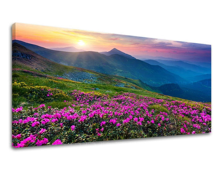 Klasičan slika s motivom PANORAMA SLOVAČKA, planine, zalazak sunca u ljubičasto-plavih nijansama | Slika za zid PANORAMA SLOVAČKA, priroda i prolećna atmosfera – pregled