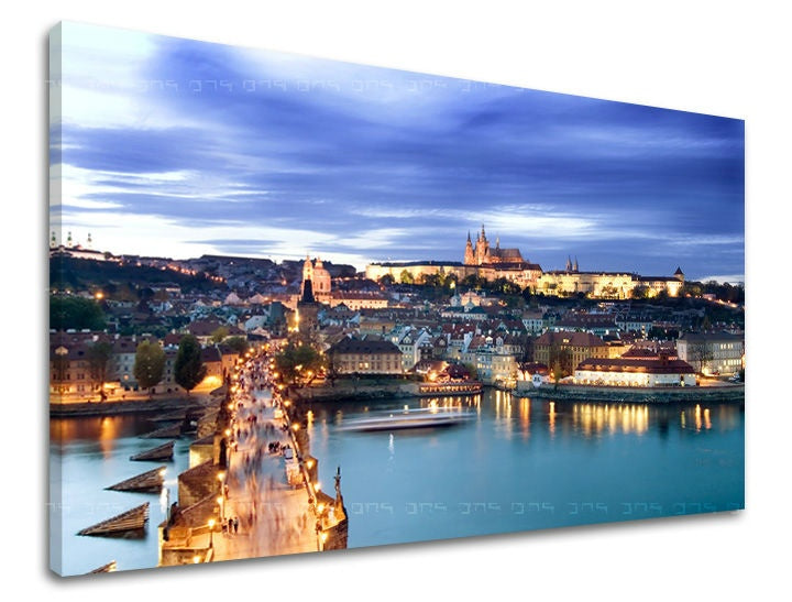 Klasičan slika na platnu s motivom PRAHA, arhitektura, dečji motiv, pejzaž, mapa u belo-plavih nijansama, romantična atmosfera, pogodan za dnevnog boravka – glavna